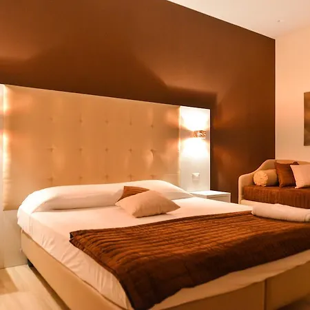 Your Rhome Rome Room photo
